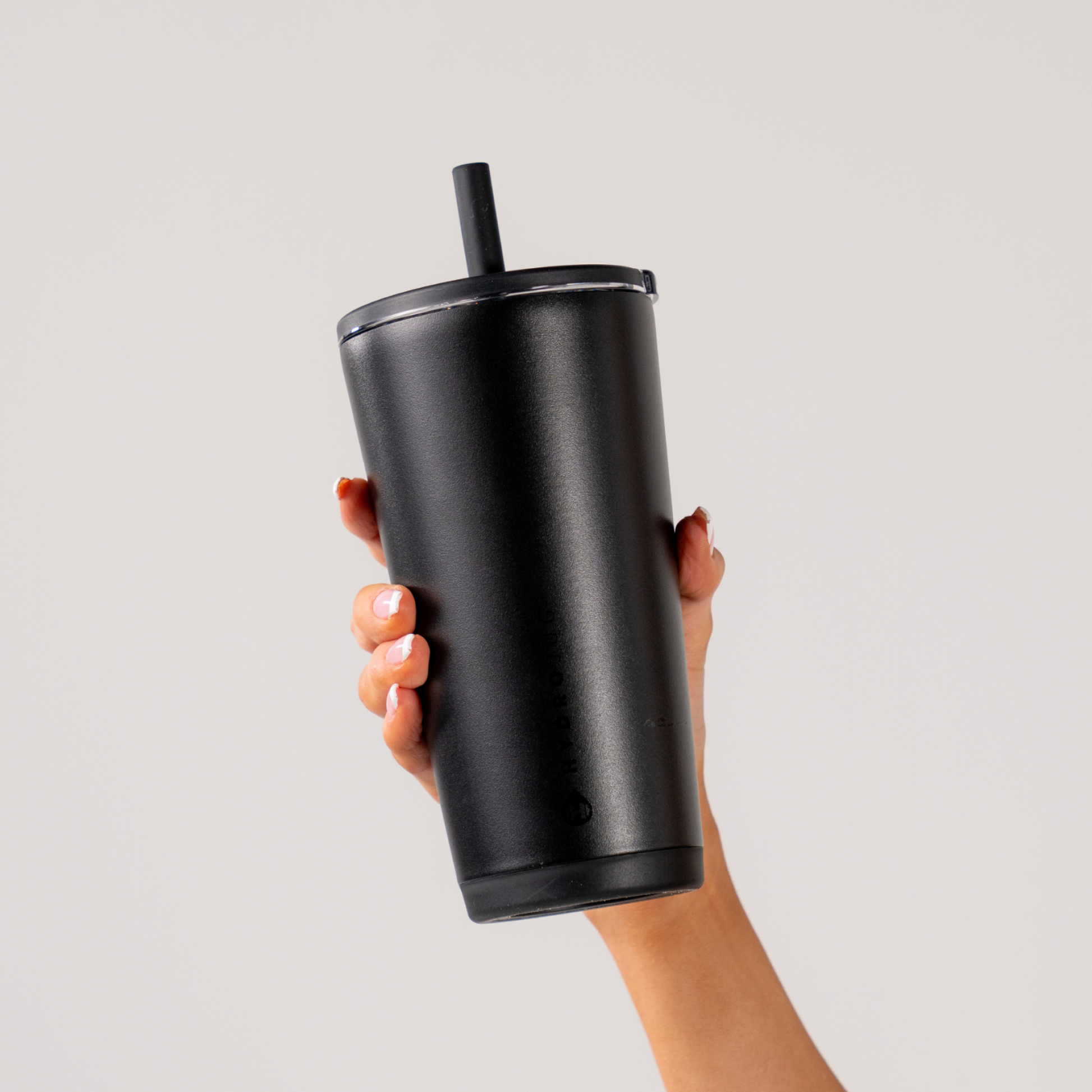 black-d1 EverydayTumbler20oz.-Black-WPI-4.png