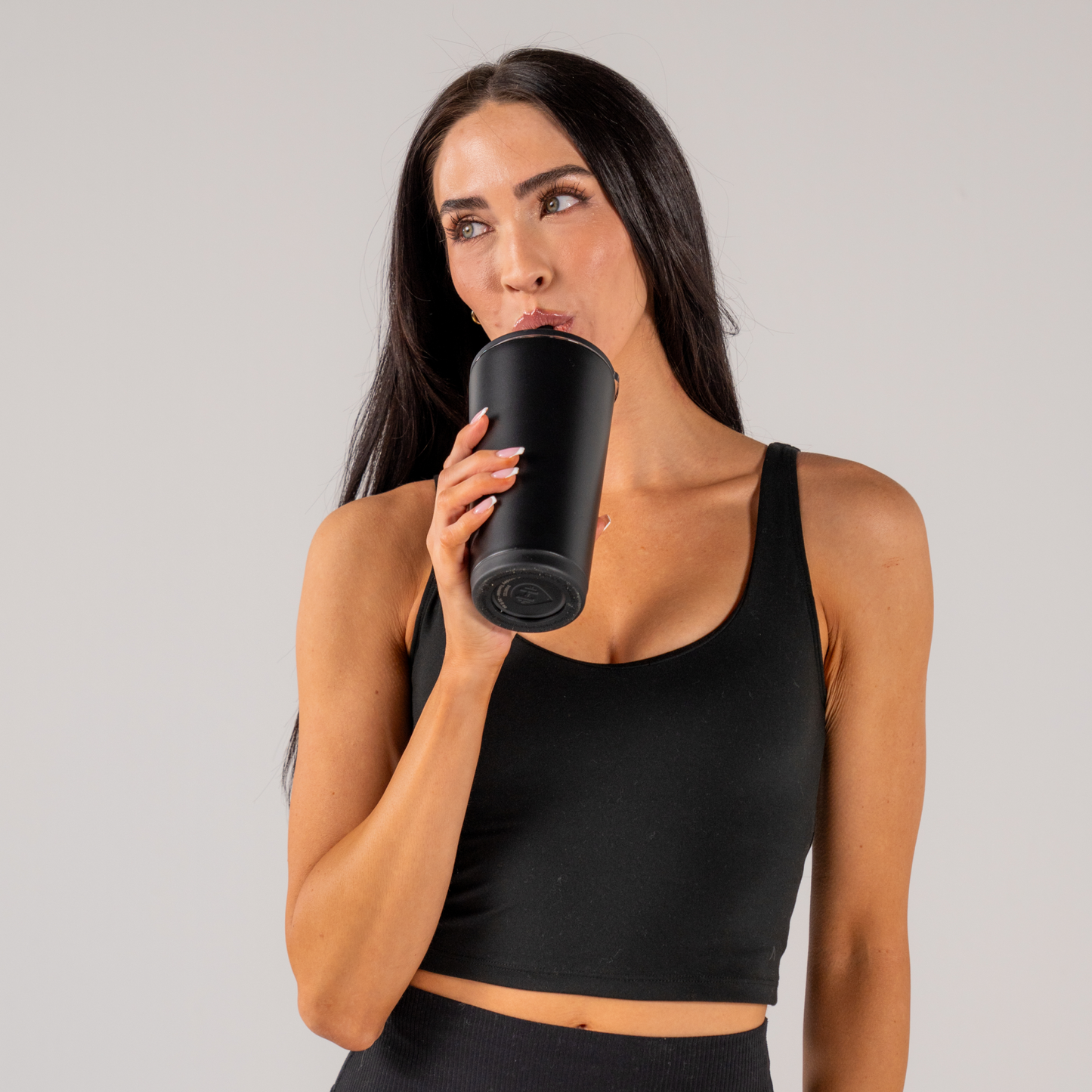 black-d1 EverydayTumbler20oz.-Black-WPI-5.png